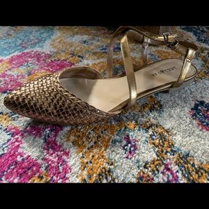 Gold flats